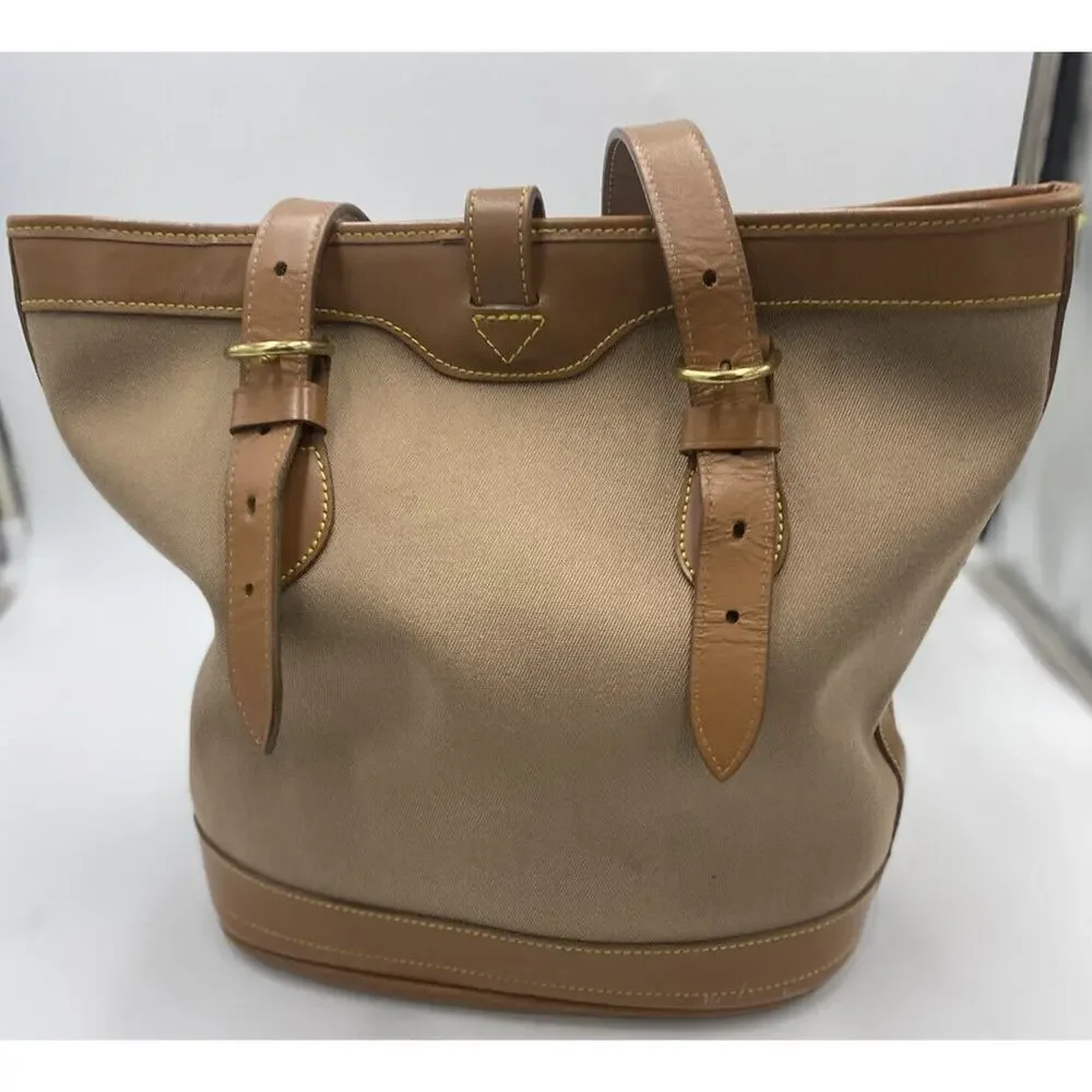 Dooney & Bourke VINTAGE T307, N°362308, made in USA, Tan Small Bucket‎ Bag